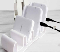 휴대폰 충전거치대 흰색 핸드폰고정대 상품진열대 핸드폰수납 핸드폰홀더